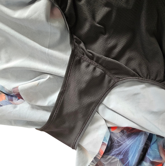 Lululemon Fast and Free Reflective High-Rise Classic-Fit Short 3" Luminescent 6 - Picture 6 of 15